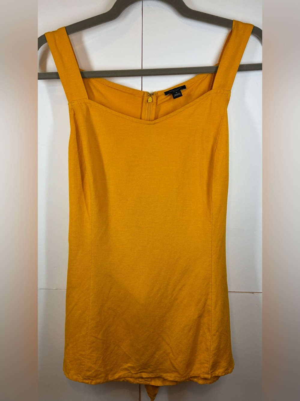Ann Taylor Factory Mustard Linen Blend Sleeveless Tie Back Top Size 10